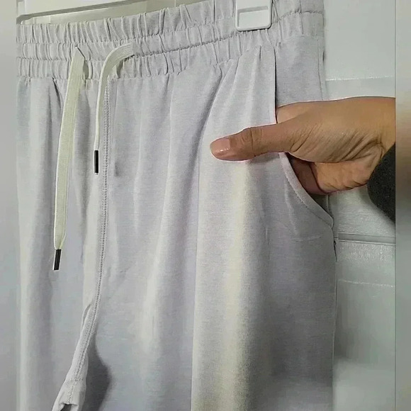 Feat Clothing Women's Roam Performance Joggers Lounge Pants Light Lavender sz L - Picture 4 of 6